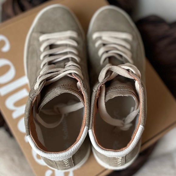 Soludos Ibiza High Top Sneaker in Sand New in Box - Picture 6 of 7